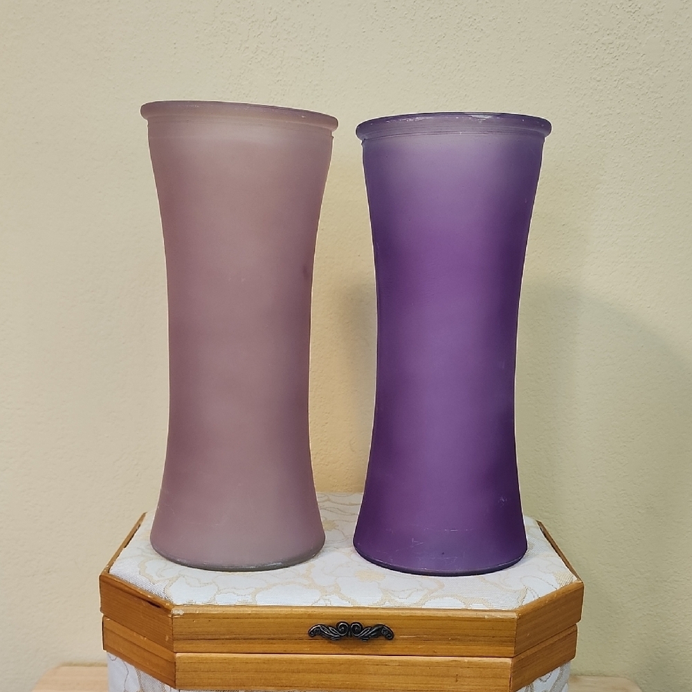 Elegant Purple and Lavender Glass Vases